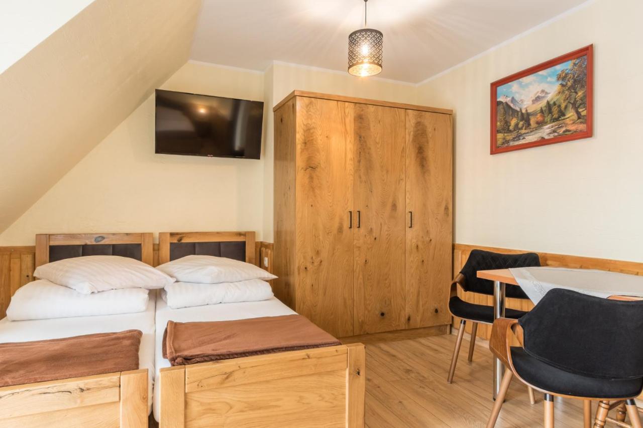 무르자시츨 Lesny Dwor B&B 외부 사진
