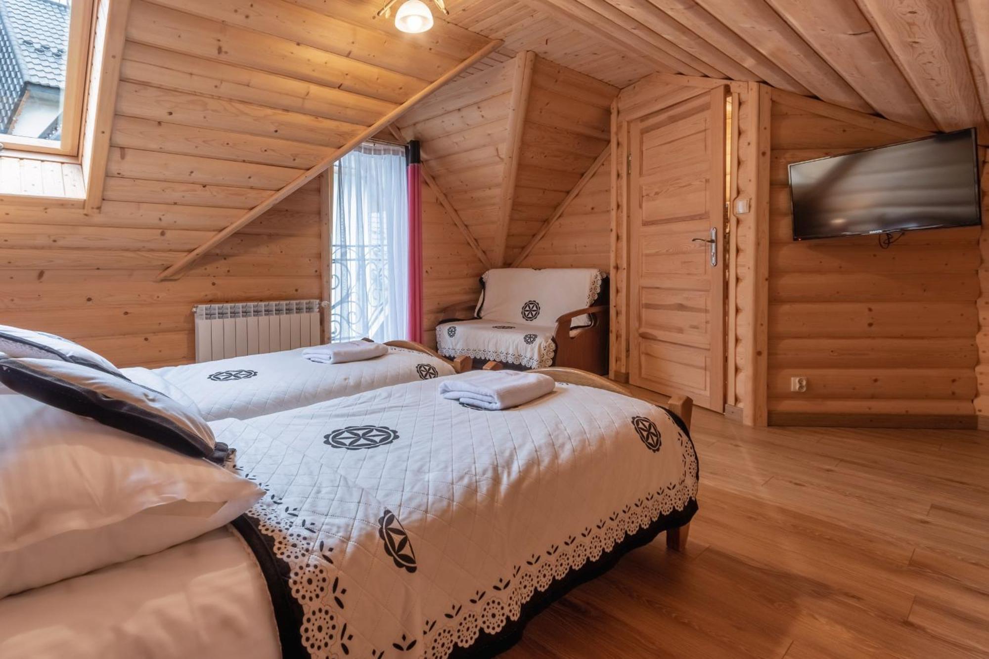 무르자시츨 Lesny Dwor B&B 외부 사진